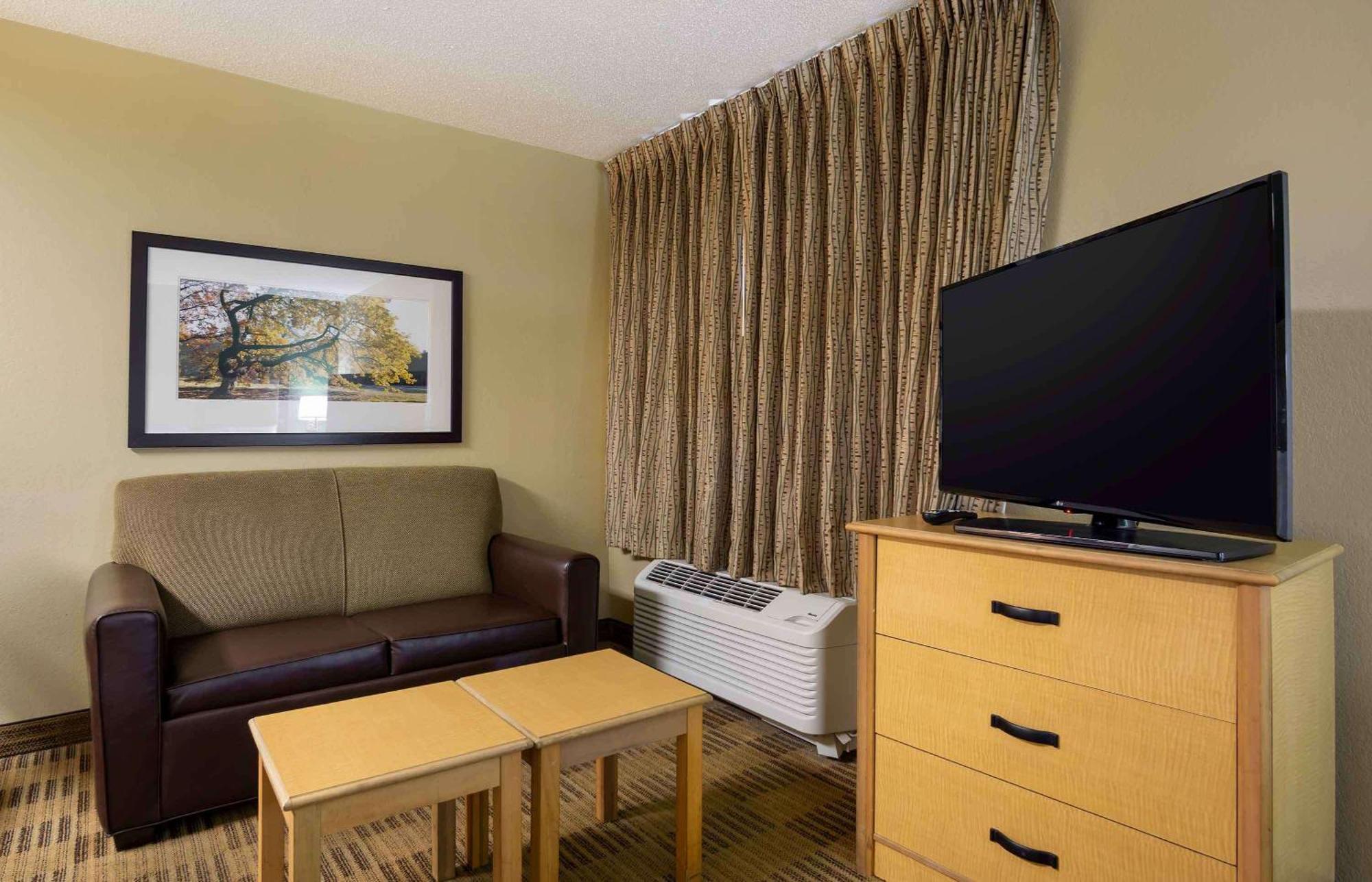 Extended Stay America Select Suites - Charleston - Airport Норт Чарлстън Екстериор снимка
