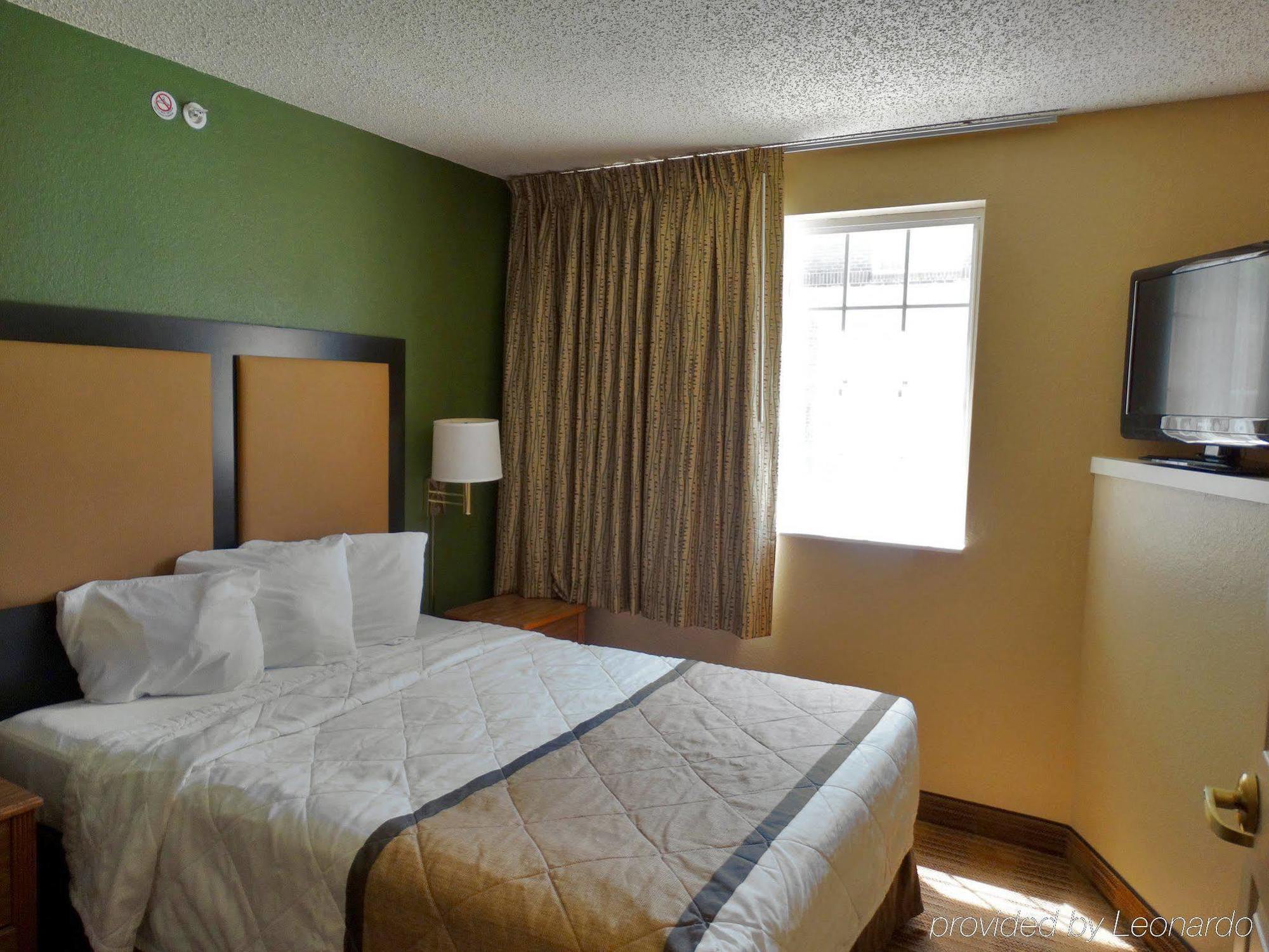 Extended Stay America Select Suites - Charleston - Airport Норт Чарлстън Екстериор снимка